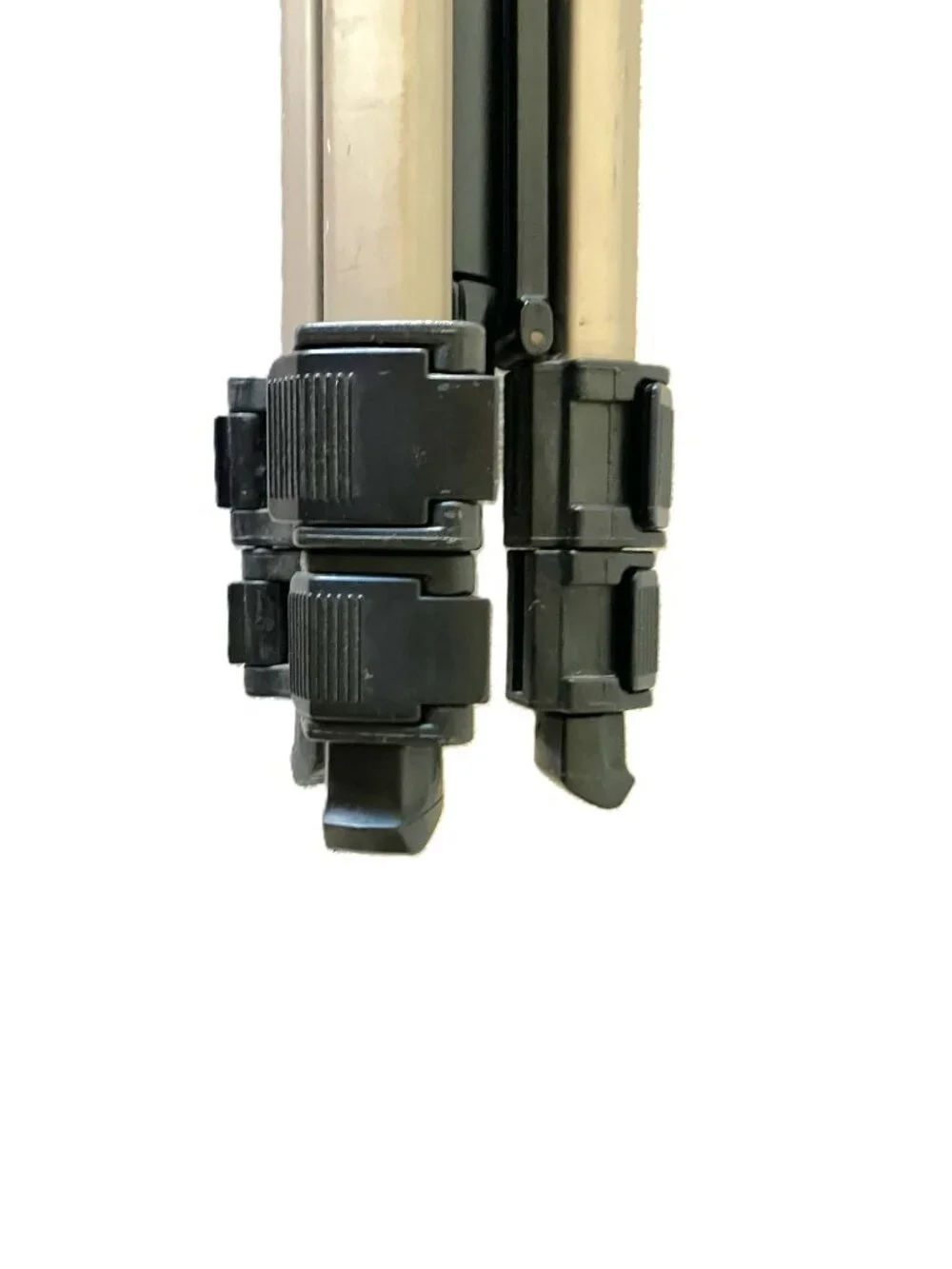 Velbon S-4000 Aluminum Camera Tripod w/ 3-Way Panhead